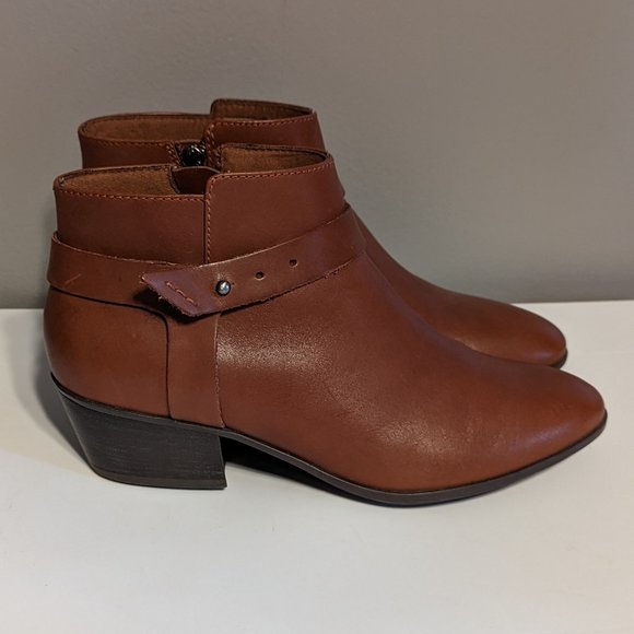Clarks Shoes - Clarks Booties, Brown, Size 8